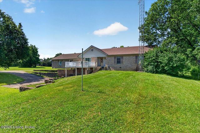 404 Cedarview Dr, Shepherdsville, KY 40165