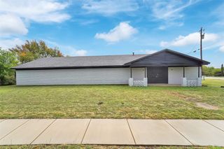 210 W Palestine Street, Hutchins, TX 75141