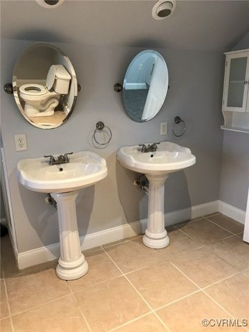 104 Moore Ave, Colonial Heights, VA 23834