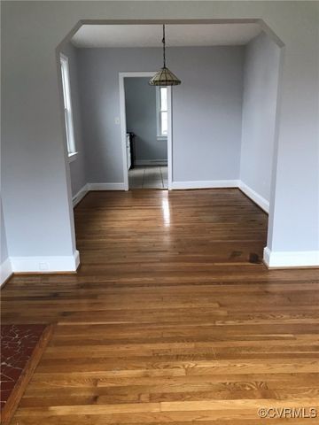 104 Moore Ave, Colonial Heights, VA 23834