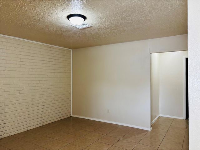 12409 Sharpview Drive 2409, Houston, TX 77072