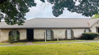 12409 Sharpview Drive 2409, Houston, TX 77072