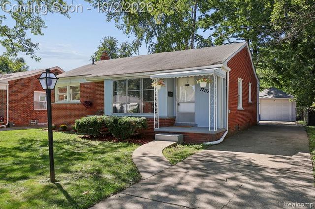 17717 Denby, Redford, MI 48240
