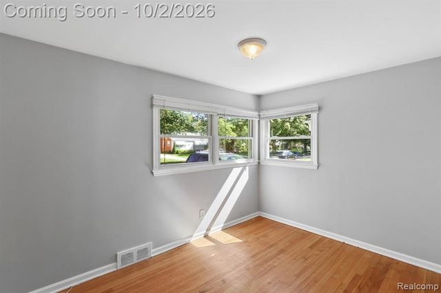 17717 Denby, Redford, MI 48240