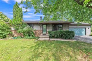 610 S MAYFLOWER DRIVE, Appleton, WI 54914