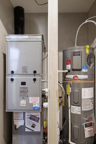 27 Bond Street, Franklin, NH 03235