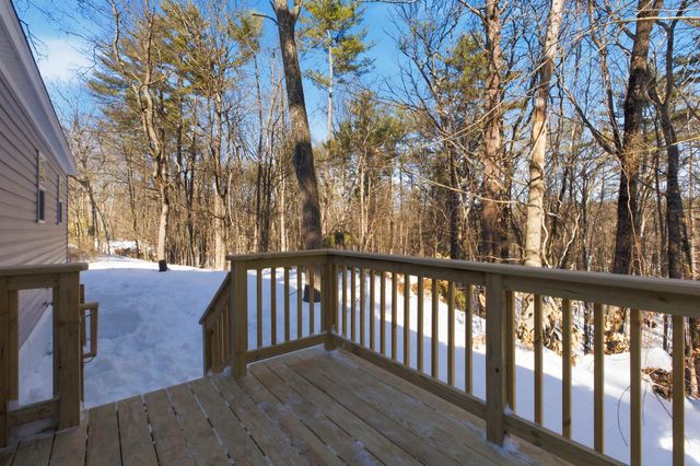 27 Bond Street, Franklin, NH 03235