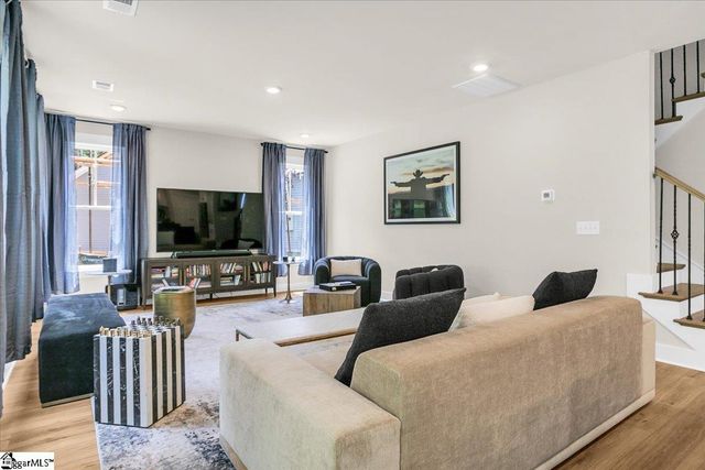 733 Old Magnolia Lane, Woodruff, SC 29388