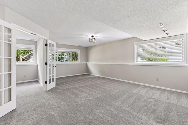 11962 85th Place N, Maple Grove, MN 55369