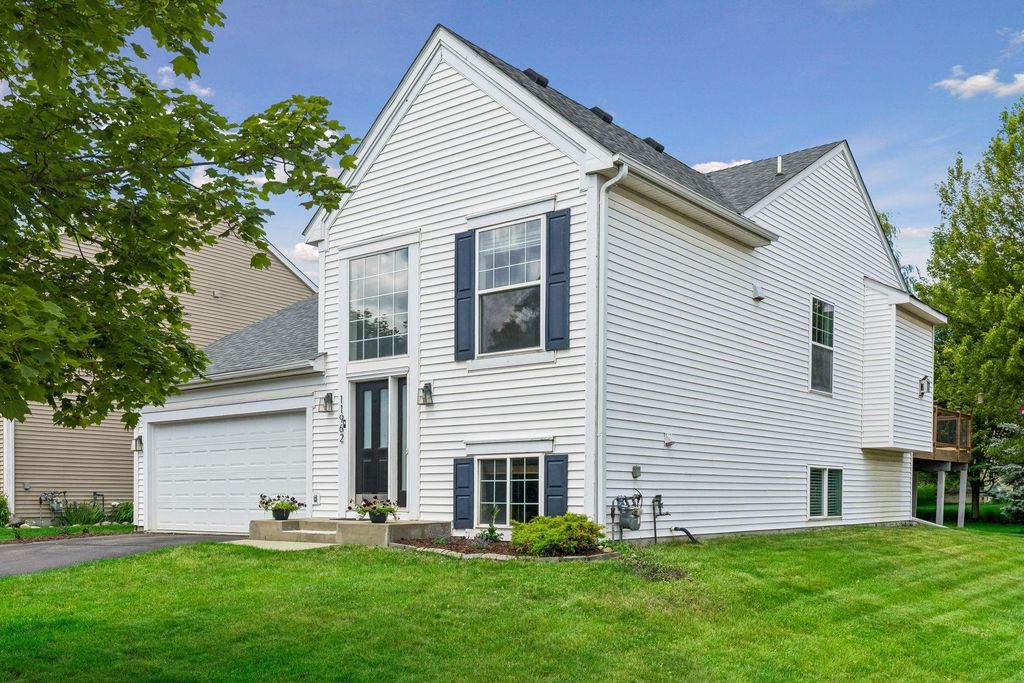 11962 85th Place N, Maple Grove, MN 55369 — photo 2