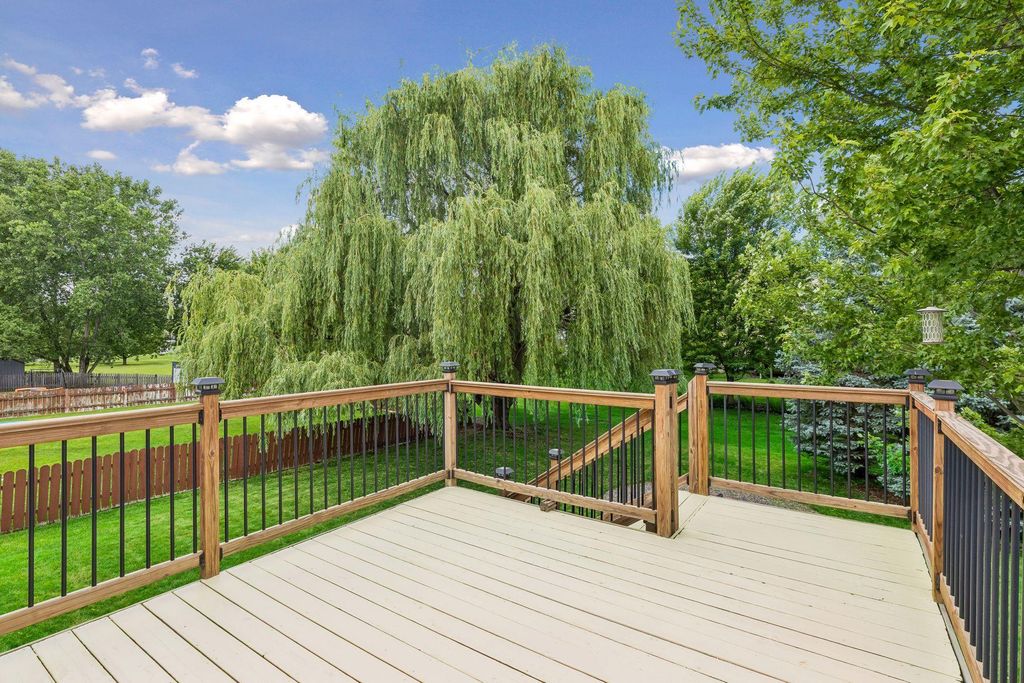 11962 85th Place N, Maple Grove, MN 55369 — photo 4