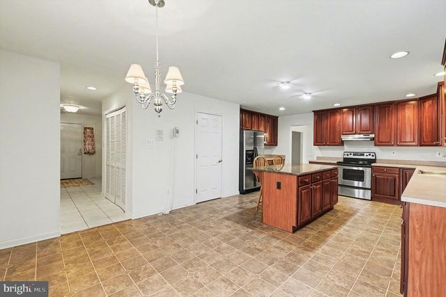 1645 TIMBER SUMMIT DR, Westminster, MD 21157