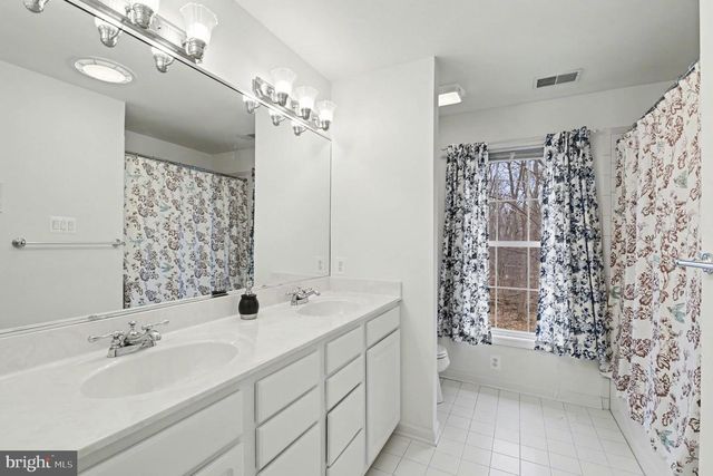 1645 TIMBER SUMMIT DR, Westminster, MD 21157