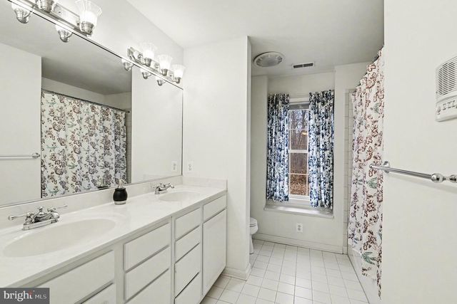 1645 TIMBER SUMMIT DR, Westminster, MD 21157