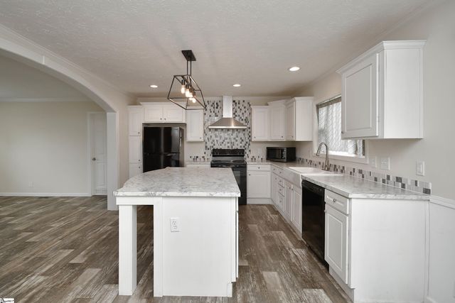 5 Charles Street, Greenville, SC 29611