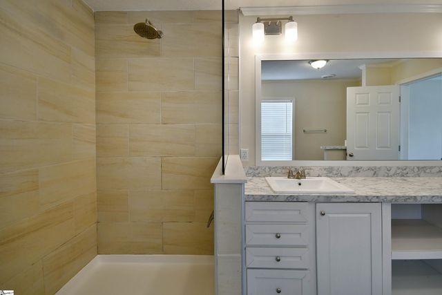 5 Charles Street, Greenville, SC 29611