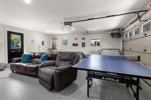 118 Wayside Dr, Brewster, MA 02631