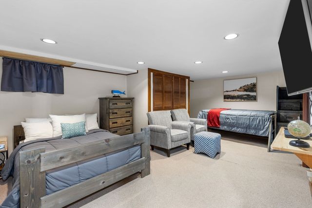 118 Wayside Dr, Brewster, MA 02631