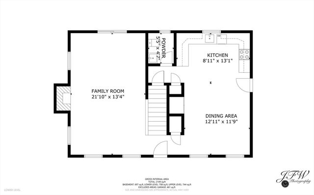 118 Wayside Dr, Brewster, MA 02631
