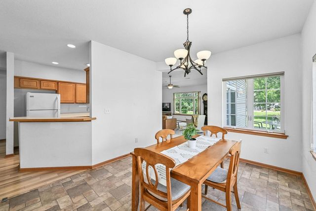 5371 S Butterfield WAY, Greenfield, WI 53221