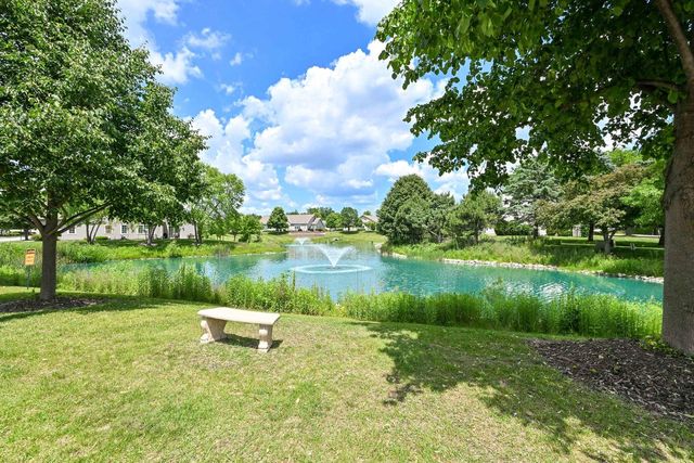 5371 S Butterfield WAY, Greenfield, WI 53221