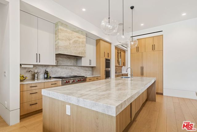 9206 Monte Mar Drive, Los Angeles, CA 90035
