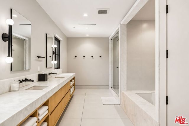 9206 Monte Mar Drive, Los Angeles, CA 90035