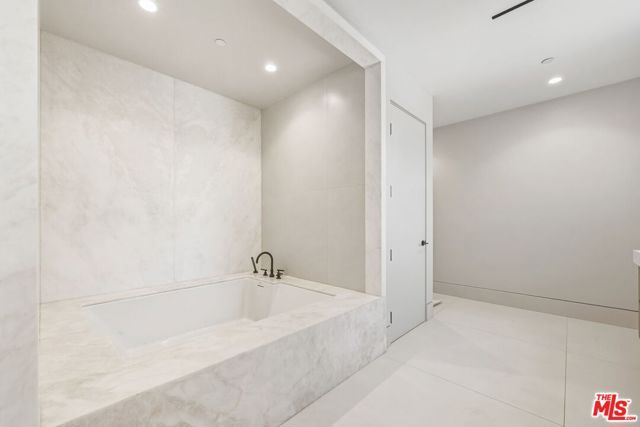 9206 Monte Mar Drive, Los Angeles, CA 90035