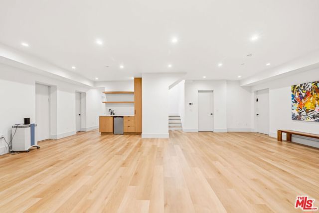 9206 Monte Mar Drive, Los Angeles, CA 90035
