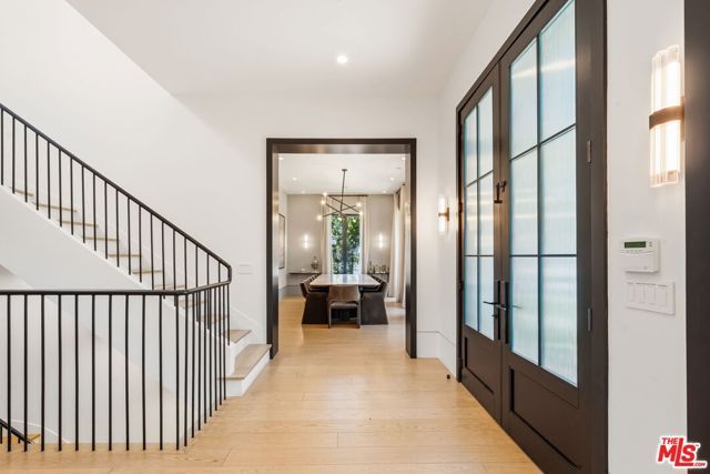 9206 Monte Mar Drive, Los Angeles, CA 90035