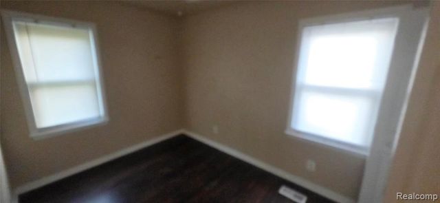 14292 Hendricks Avenue, Warren, MI 48089
