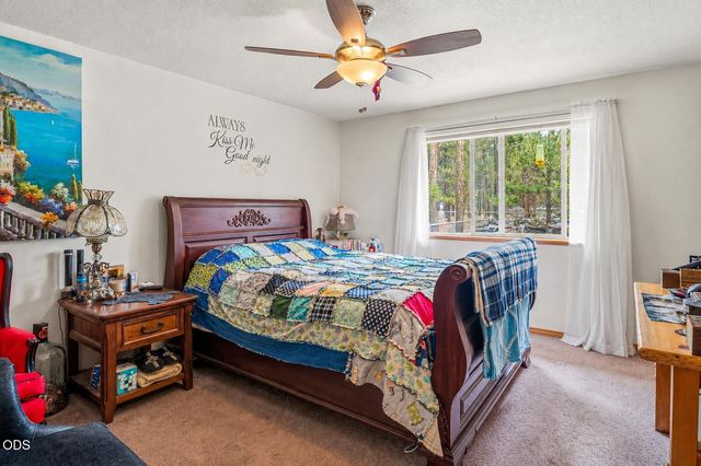 54690 Pinewood Avenue, Bend, OR 97707