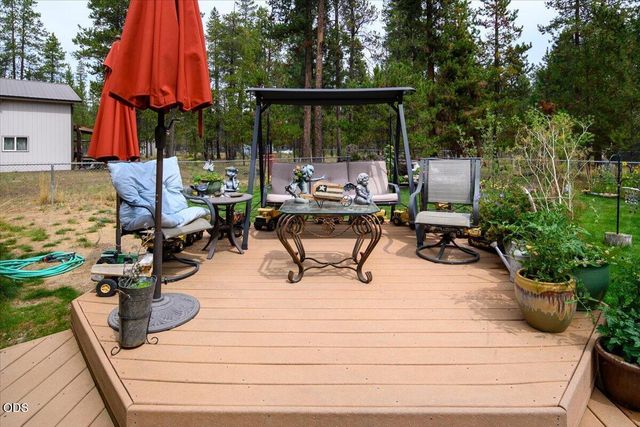 54690 Pinewood Avenue, Bend, OR 97707
