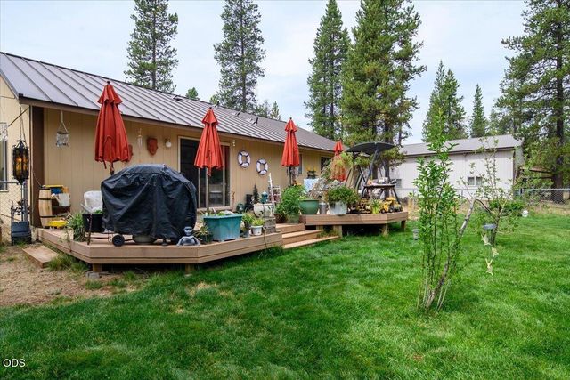 54690 Pinewood Avenue, Bend, OR 97707