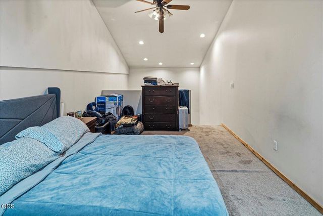 54690 Pinewood Avenue, Bend, OR 97707