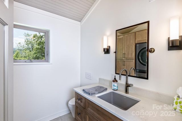 126 and 111 Visionview Way, Black Mountain, NC 28711