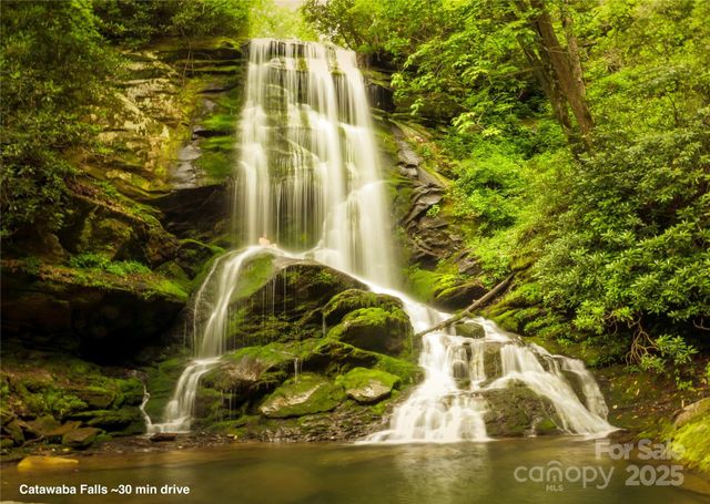 126 and 111 Visionview Way, Black Mountain, NC 28711