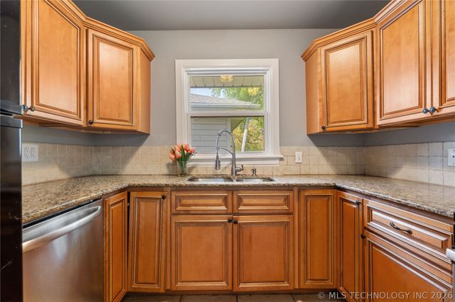 3641 S Richmond Avenue, Tulsa, OK 74135