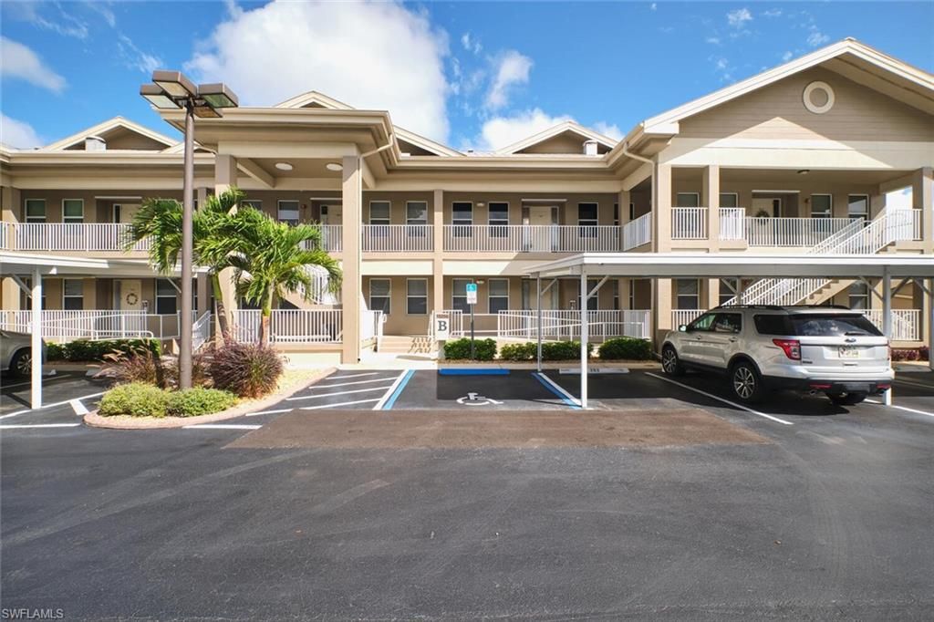 15256 Riverbend BLVD 202, NORTH FORT MYERS, FL 33917 — exterior