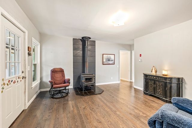 1255 Main St, Warren, MA 01083
