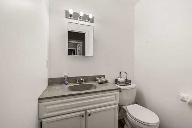 1255 Main St, Warren, MA 01083