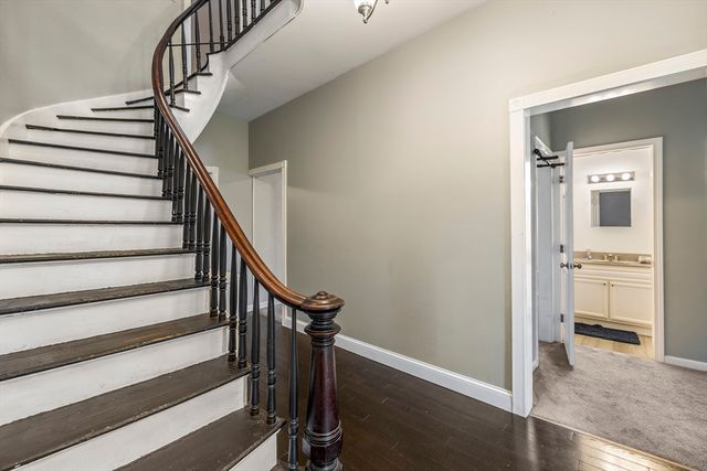 1255 Main St, Warren, MA 01083