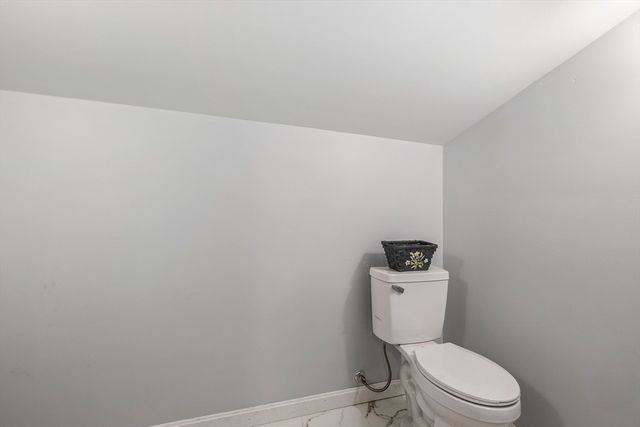 1255 Main St, Warren, MA 01083