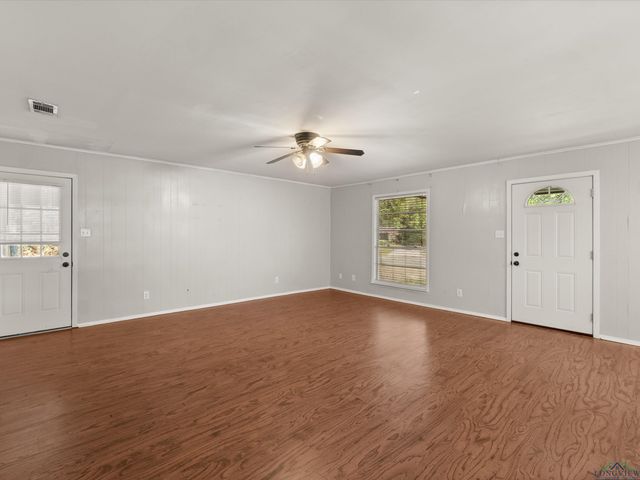 1593 Phillips Springs Rd., Gladewater, TX 75647