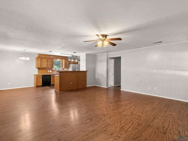 1593 Phillips Springs Rd., Gladewater, TX 75647