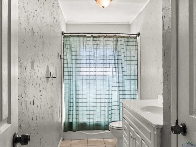 1593 Phillips Springs Rd., Gladewater, TX 75647