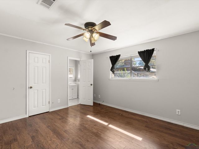 1593 Phillips Springs Rd., Gladewater, TX 75647