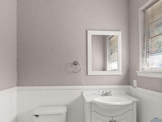 1593 Phillips Springs Rd., Gladewater, TX 75647