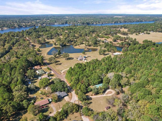 1593 Phillips Springs Rd., Gladewater, TX 75647