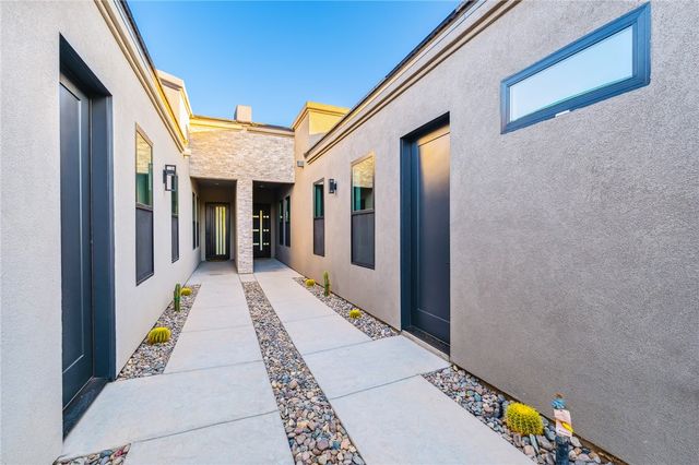 1306 Lause Road, Bullhead City, AZ 86442